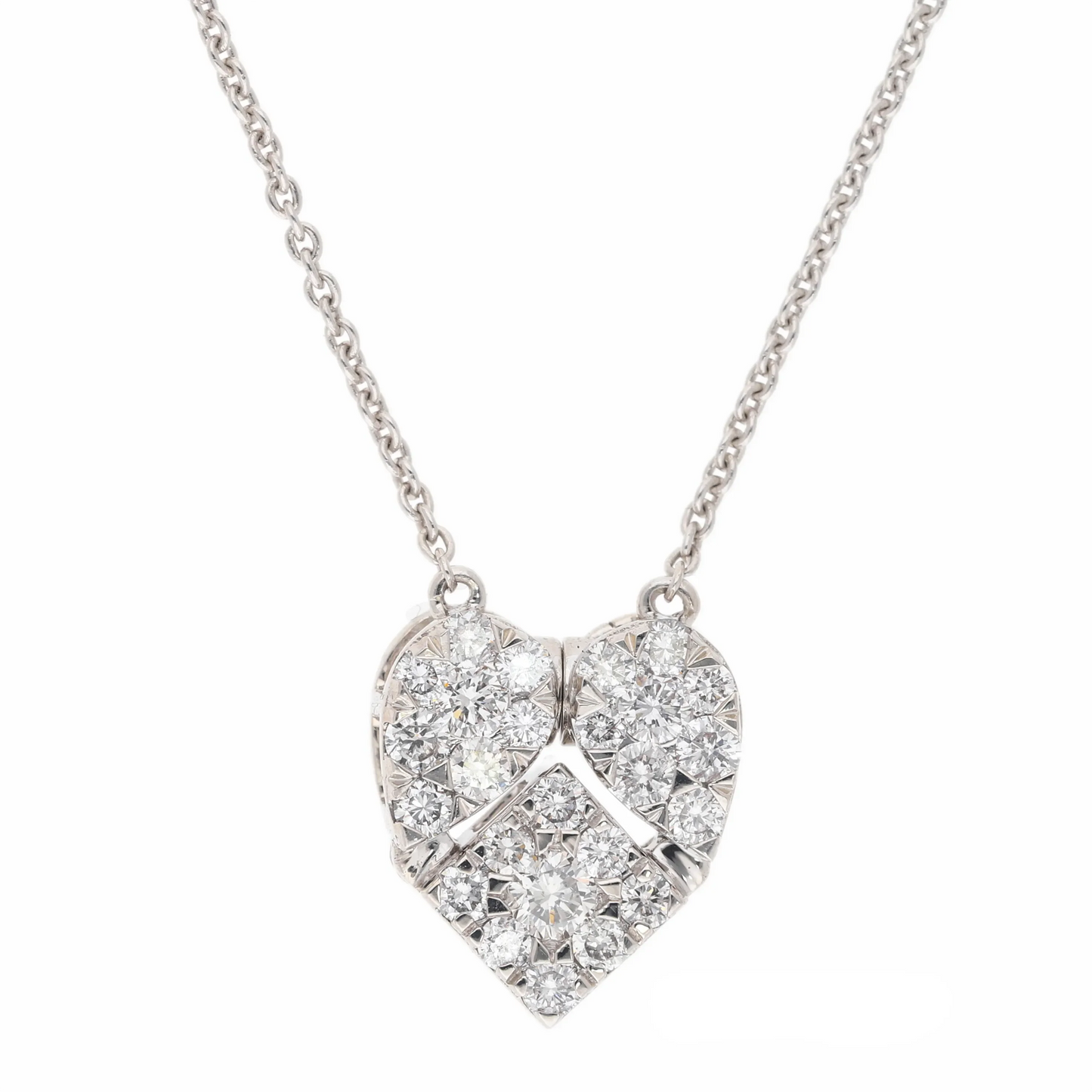 0.78 Ct Natural Diamond Magnetic Heart Necklace