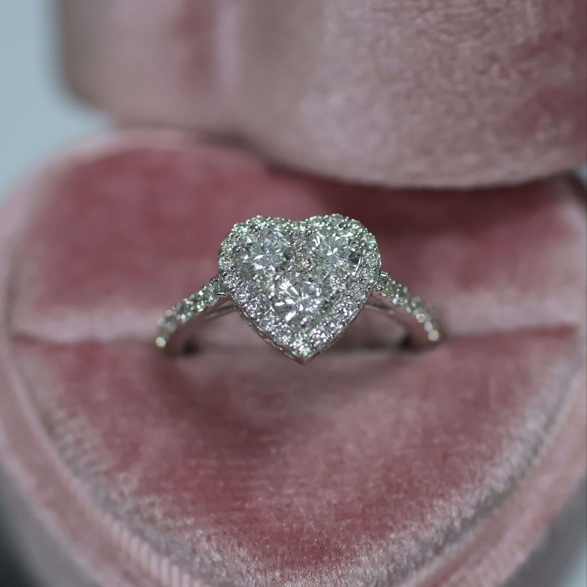 1.40 Ct Natural Diamond Heart Shape Ring - Helodia Jewelry