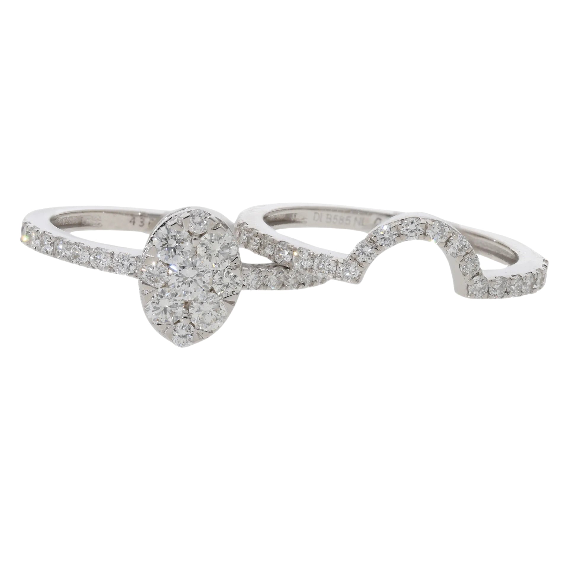 0.95 Ct Natural Diamond Oval Shaped Ring Set - Helodia Jewelry